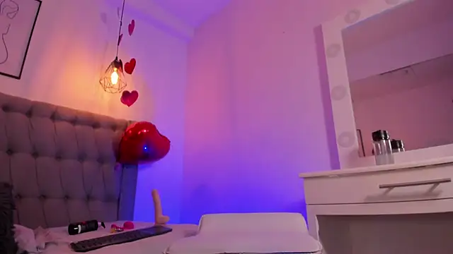 GysellHanson online show from 02.12.25