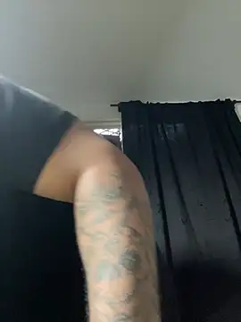 El Titan1998 online show from 02.25.25