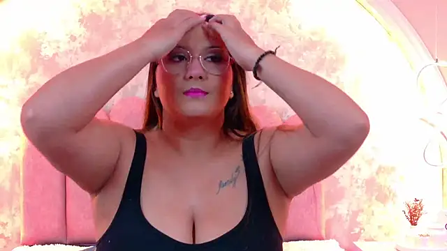 MiaLaurents online show from 11.30.25