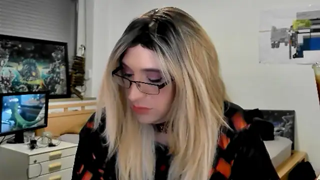 DYasmin69 online show from 02.15.25