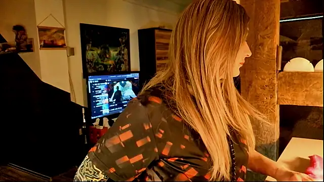 DYasmin69 online show from 12.22.25