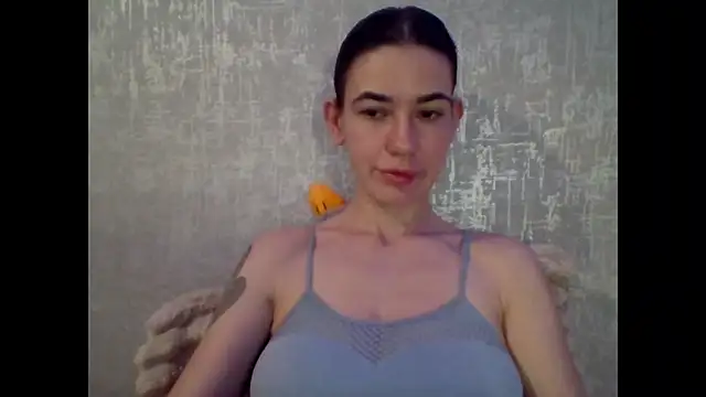 Diamond Danaa online show from 03.21.26