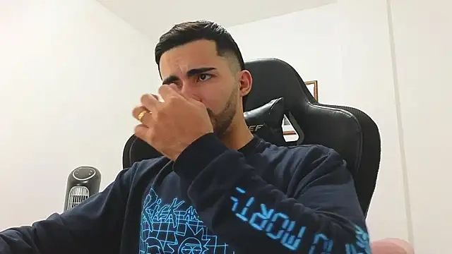 Massimoo 07 online show from 01.03.25