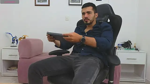 Massimoo 07 online show from 10.04.25