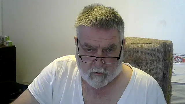 viejo oso online show from 11.05.25