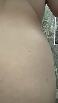 Snapshot of Sophia_cyrus11 chatting on 11.10.25 Sophia cyrus11 online show from 11.10.25