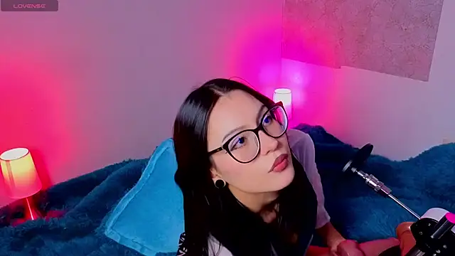 Snapshot of Abbydreams_ chatting on 09.20.25 Abbydreams online show from 09.20.25