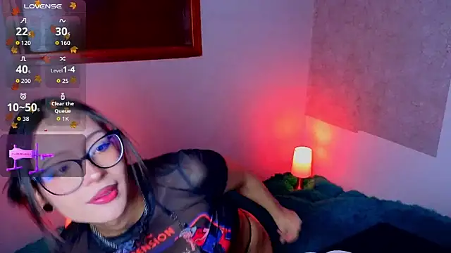 Snapshot of Abbydreams_ chatting on 09.21.25 Abbydreams online show from 09.21.25