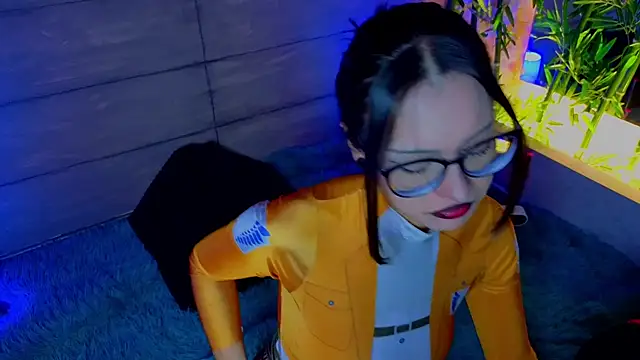 Snapshot of Abbydreams_ chatting on 11.22.25 Abbydreams online show from 11.22.25