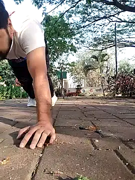 hot punekar online show from 02.25.25