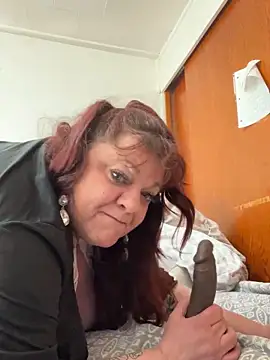 Luciouslouise72xh online show from 09.12.25