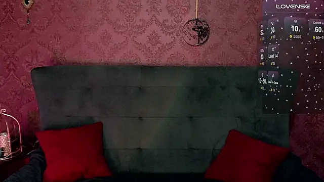 Poison Eva online show from 01.15.26