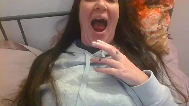 BELLAMORGANE1 online show from 01.23.25