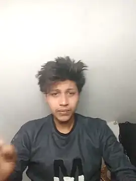 sexy boy 26 online show from 12.22.25