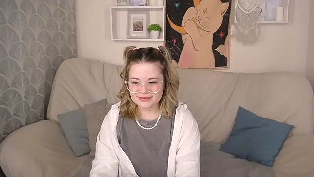 TessPleasure online show from 12.28.24