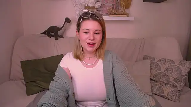 TessPleasure online show from 01.22.25