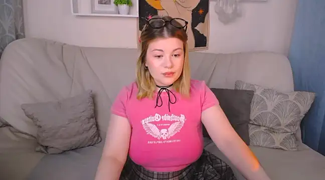 TessPleasure online show from 01.31.25