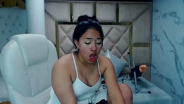 IsabellRodriguez18 online show from 03.01.25