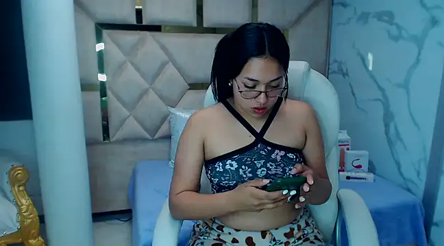 IsabellRodriguez18 online show from 03.08.25