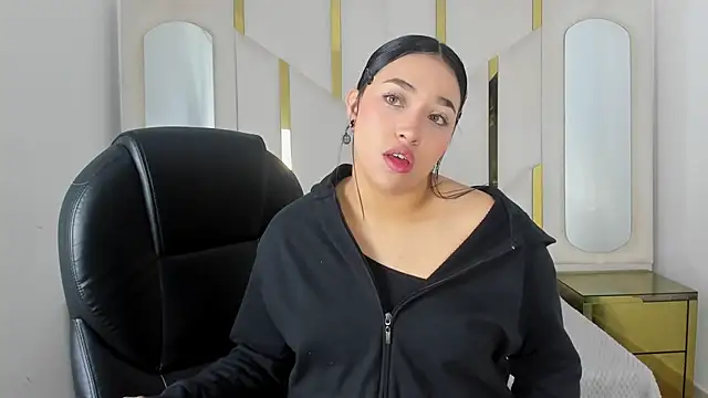 IsabellRodriguez18 online show from 09.30.25