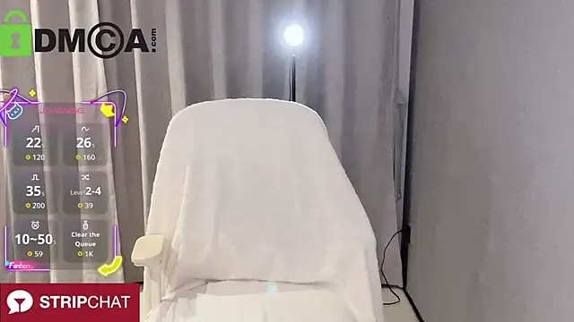 Snapshot of Anastasiayo chatting on 11.30.25 Anastasiayo online show from 11.30.25