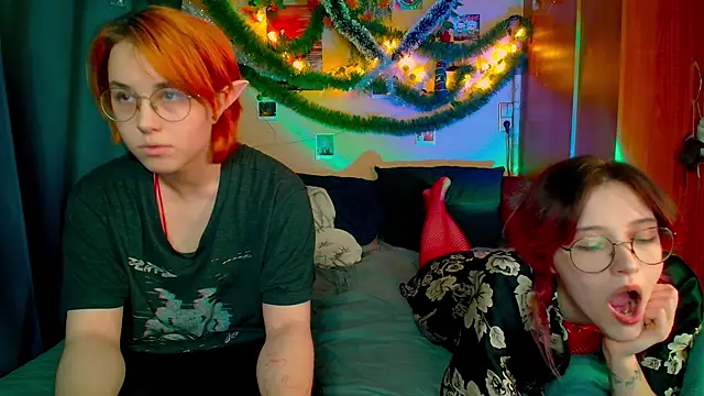 TrickyKitsune online show from 01.08.26