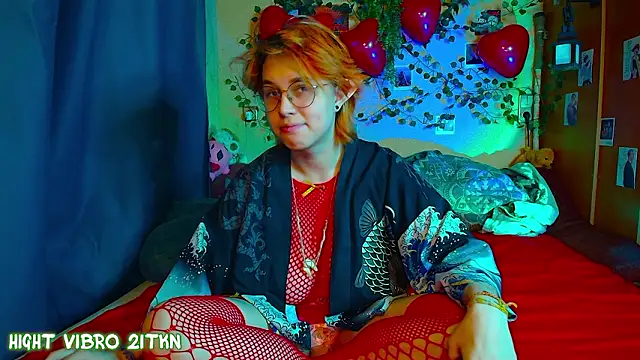 TrickyKitsune online show from 02.16.26