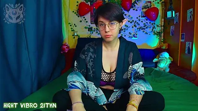 TrickyKitsune online show from 03.20.26