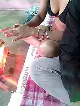 Snapshot of Coupleshow47 chatting on 11.09.25 Coupleshow47 online show from 11.09.25