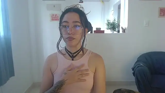 Maam Ine online show from 12.19.25