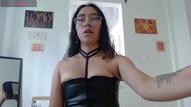 Maam Ine online show from 03.17.26