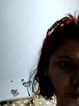 Mia WAll online show from 01.18.25