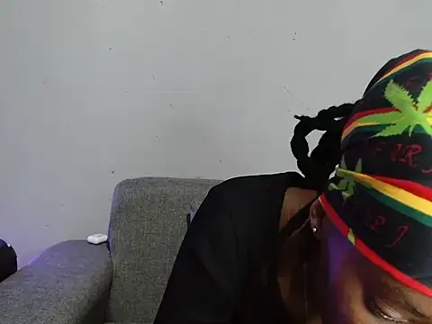 xxSexyTalia28 online show from 10.23.25