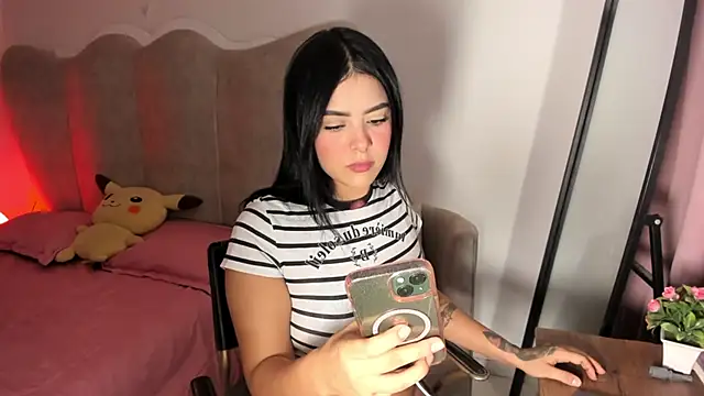 rachaeldeckard   online show from 01.11.25