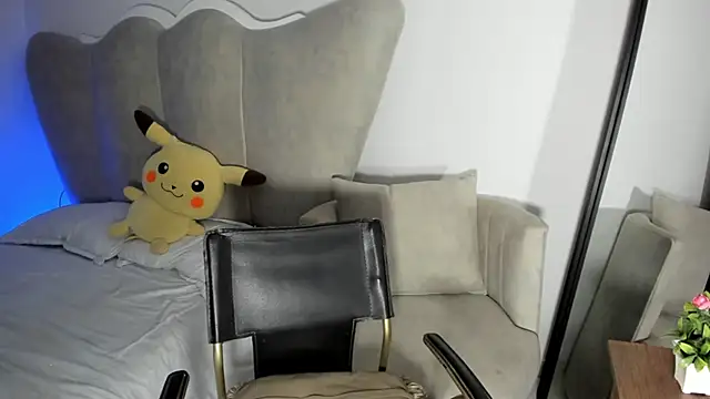 rachaeldeckard   online show from 01.21.25