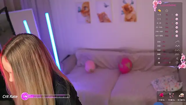 Snapshot of avroramey chatting on 03.04.25 avroramey online show from 03.04.25