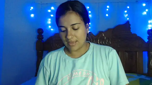 Snapshot of Coral0403 chatting on 03.16.25 Coral0403 online show from 03.16.25