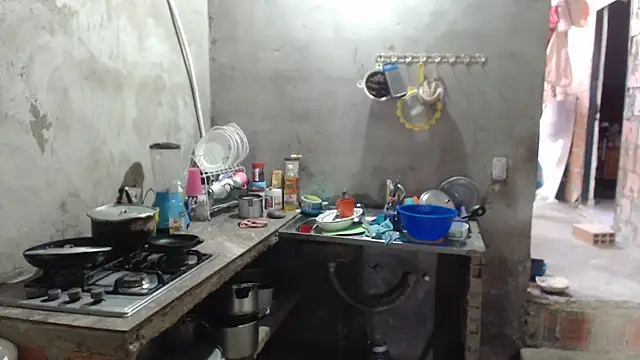 Coral0403 online show from 12.20.25