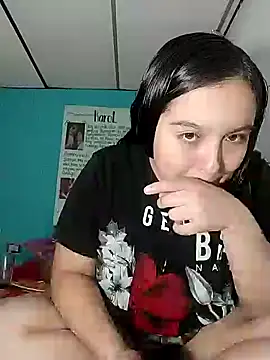 Snapshot of cleo_lincy13 chatting on 01.03.25 cleo lincy13 online show from 01.03.25