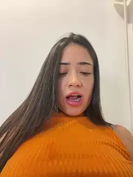 Snapshot of Liam_OH chatting on 01.05.25 Liam OH online show from 01.05.25