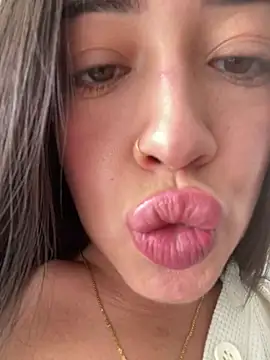 Snapshot of Liam_OH chatting on 03.08.25 Liam OH online show from 03.08.25