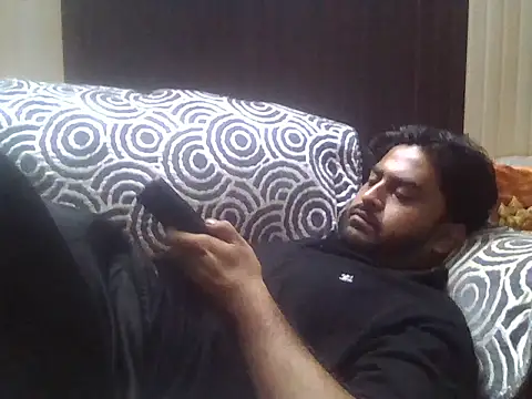 indihotguy online show from 10.05.25