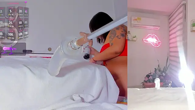 Maria Jones  online show from 05.28.26