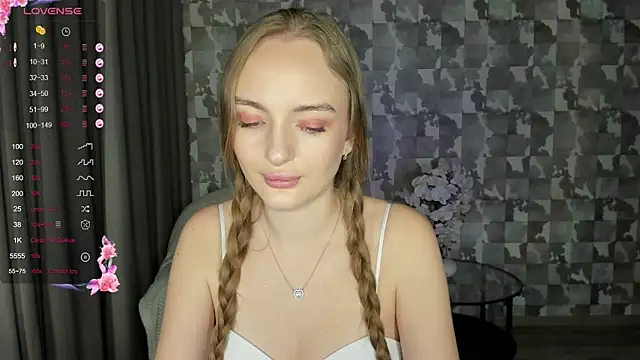 A delina online show from 02.04.25