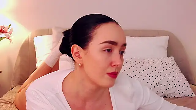 KimKhallifa online show from 05.14.26