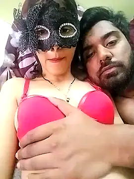 Snapshot of insta_hotpair chatting on 02.04.25 insta hotpair online show from 02.04.25