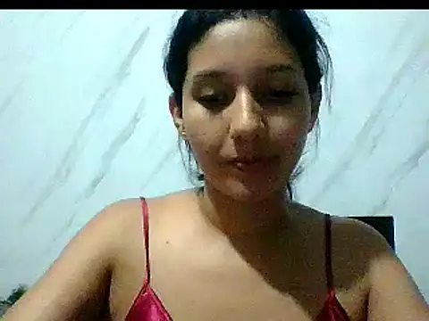 Snapshot of emmariders2 chatting on 01.10.25 emmariders2 online show from 01.10.25