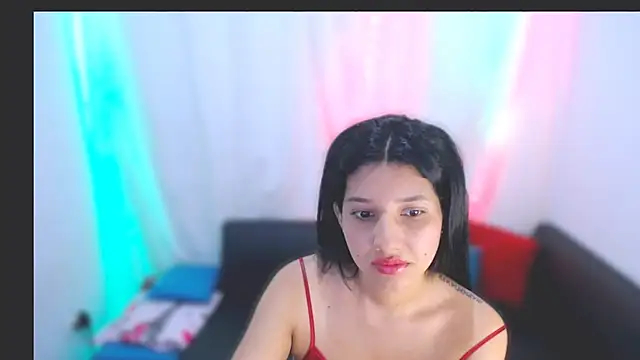 Snapshot of emmariders2 chatting on 01.11.25 emmariders2 online show from 01.11.25