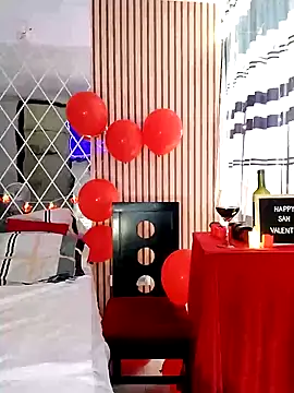 Snapshot of emmariders2 chatting on 02.14.25 emmariders2 online show from 02.14.25