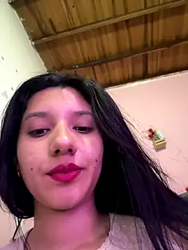 Snapshot of emmariders2 chatting on 10.12.25 emmariders2 online show from 10.12.25